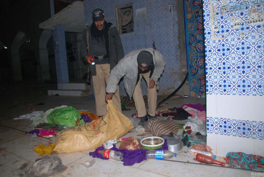 2·16巴基斯坦清真寺襲擊事件