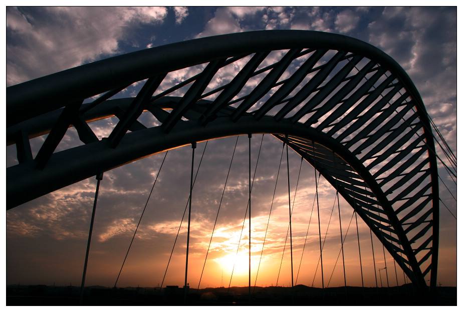 日落的瀛洲大橋之景