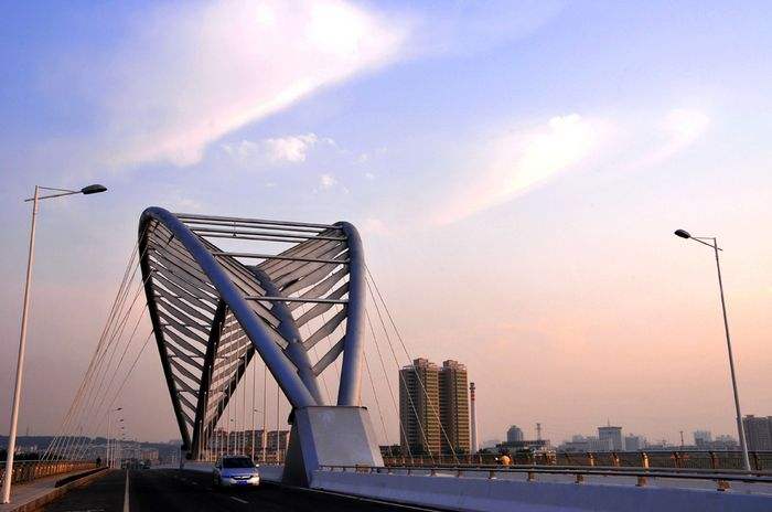 瀛洲大橋位於中國河南省洛陽市