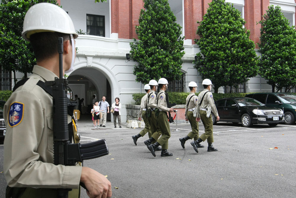 在台北總統府執勤的憲兵