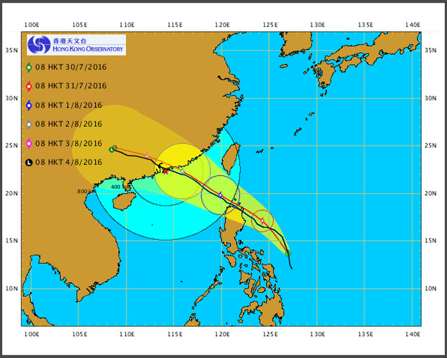 香港天文台7月30日預測路徑（紅線）與實際路徑（黑線）