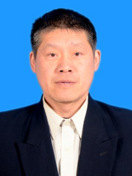 吳躍軍(河南省南陽市宛城區退役軍人事務局黨組成員、副局長) 吳躍軍(河南省南陽市宛城區退役軍人事務局黨組成員、副局長)