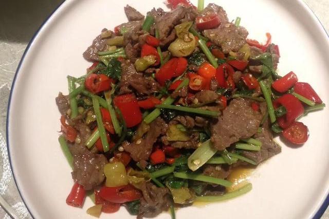龍江小炒肉 龍江小炒肉