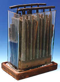 普蘭特製作的原始鉛酸蓄電池模型