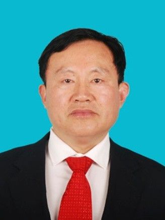 牛滿榮 牛滿榮
