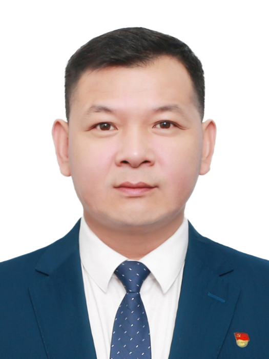劉震(湖北省十堰市張灣區商務局黨組書記、局長) 劉震(湖北省十堰市張灣區商務局黨組書記、局長)