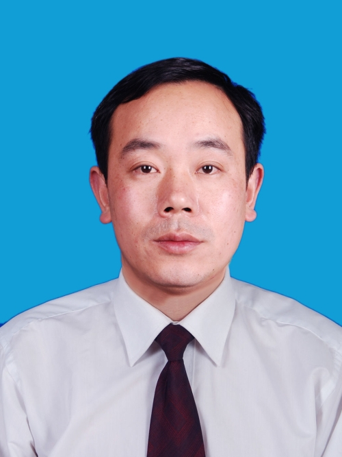 陳小馬(桐廬縣橫村鎮黨委委員、副鎮長、一級主任科員) 陳小馬(桐廬縣橫村鎮黨委委員、副鎮長、一級主任科員)
