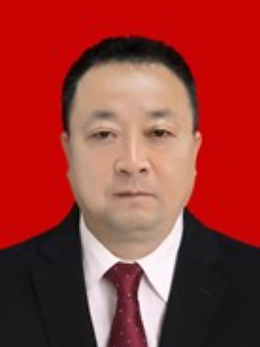 李明祥(甘肅省慶陽市慶城縣水務局黨組成員、副局長) 李明祥(甘肅省慶陽市慶城縣水務局黨組成員、副局長)