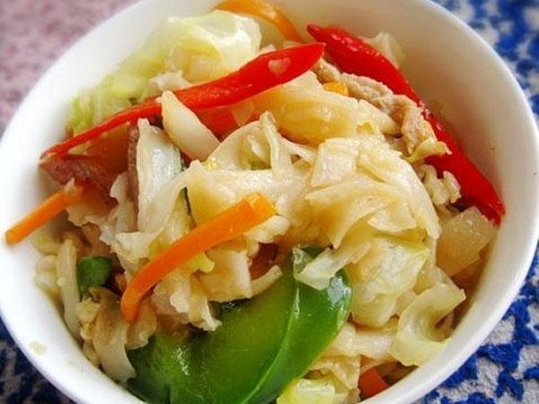 什錦蔬菜炒粿條