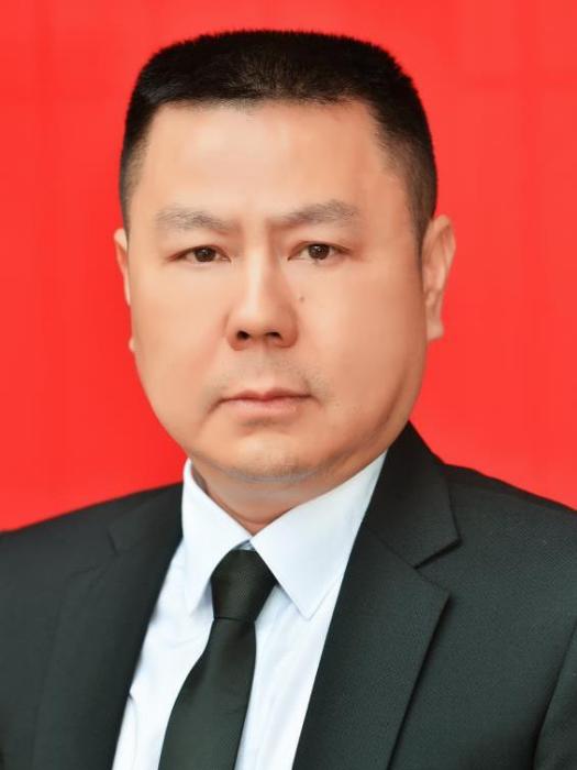 趙暉(習水縣交通運輸局黨組成員) 趙暉(習水縣交通運輸局黨組成員)