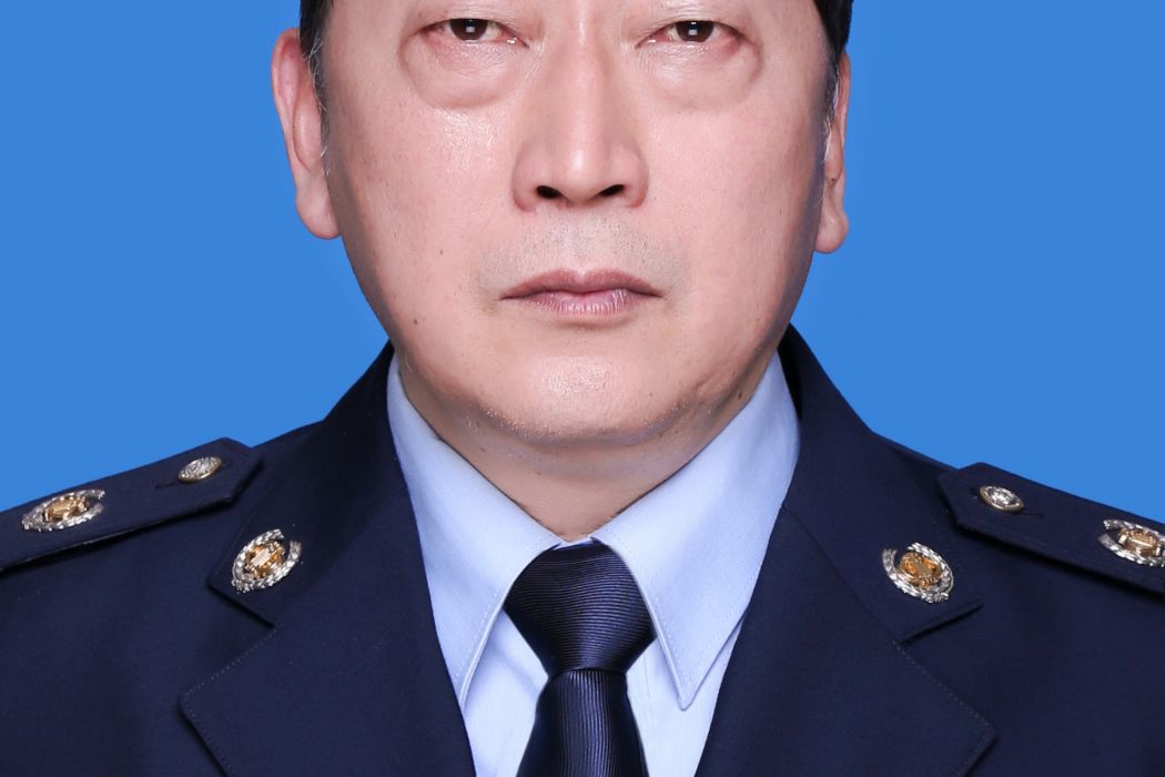張臻(瀘州市稅務局二級高級主辦) 張臻(瀘州市稅務局二級高級主辦)