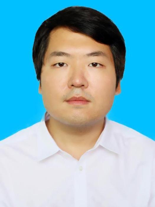 盧威(四川省廣安市前鋒區商務局黨組成員、副局長) 盧威(四川省廣安市前鋒區商務局黨組成員、副局長)