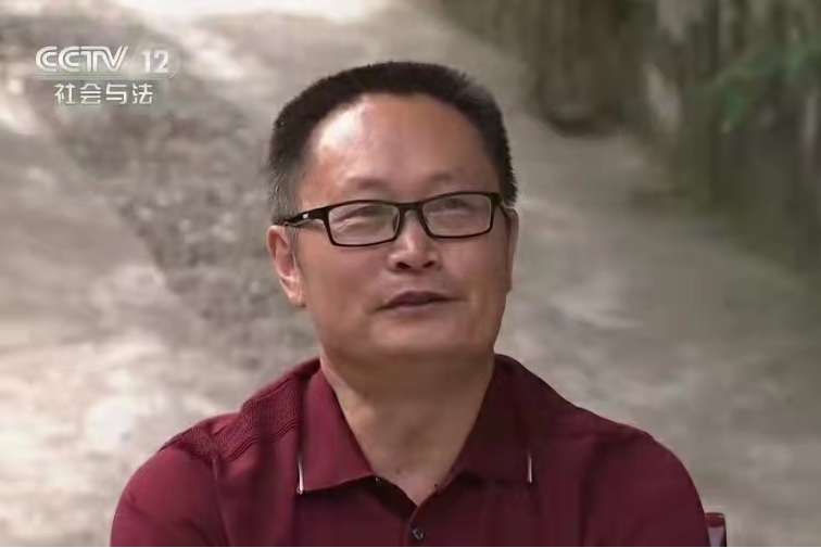 樂虎(四川省監獄管理局扶貧工作隊隊長) 樂虎(四川省監獄管理局扶貧工作隊隊長)