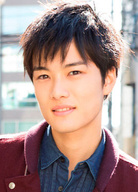 爺爺25歲