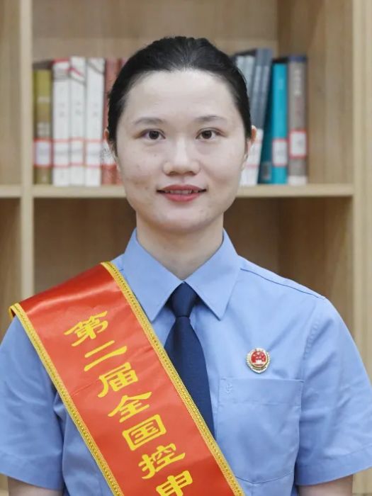 王孟(江蘇省南京市玄武區檢察院四級檢察官助理) 王孟(江蘇省南京市玄武區檢察院四級檢察官助理)