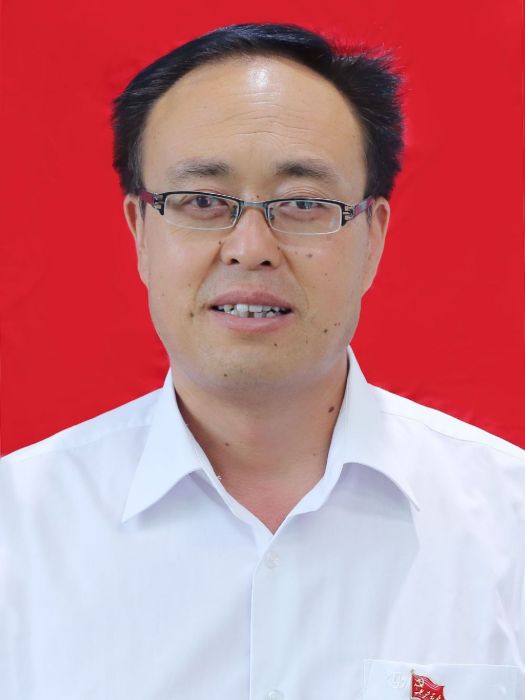 李小強(陝西省鹹陽市長武縣林業局黨委委員、副局長) 李小強(陝西省鹹陽市長武縣林業局黨委委員、副局長)