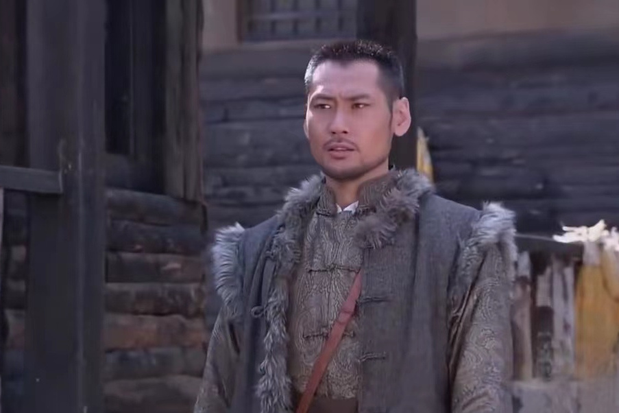 二龍(抗戰劇《絕地槍王》中的角色)