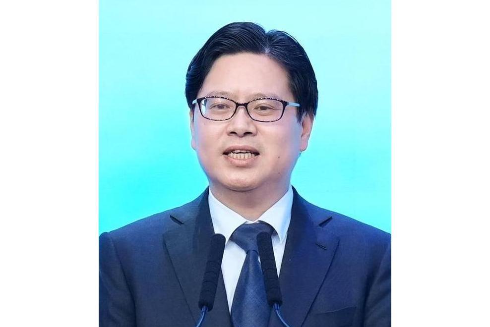曾健(中央港澳工作辦公室七局局長) 曾健(中央港澳工作辦公室七局局長)