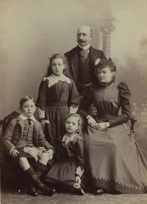 康諾特公爵夫婦及其子女