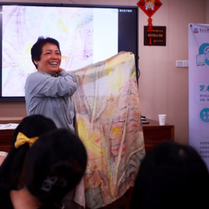 李坤儀 李坤儀