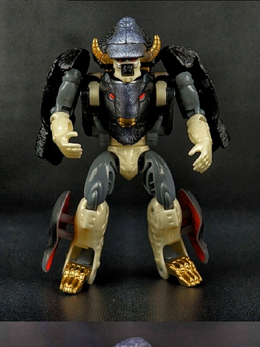 碎骨魔(變形金剛野獸戰爭裡面的人物) 碎骨魔(變形金剛野獸戰爭裡面的人物)