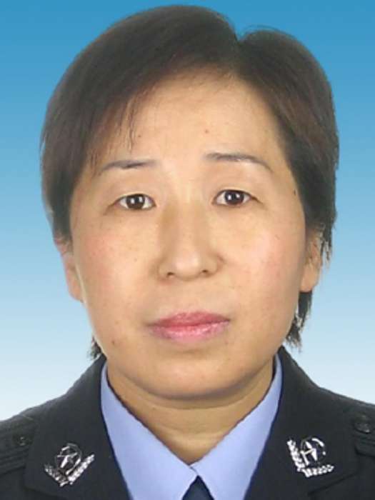 崔明華(山東省德州市臨邑縣公安局黨委委員、副局長) 崔明華(山東省德州市臨邑縣公安局黨委委員、副局長)