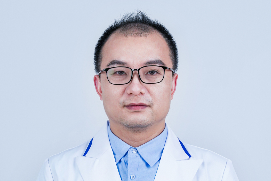李偉(上海醫大醫院中醫科醫生)