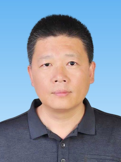 丁勇(濟南市長清區人民政府黨組成員、副區長) 丁勇(濟南市長清區人民政府黨組成員、副區長)