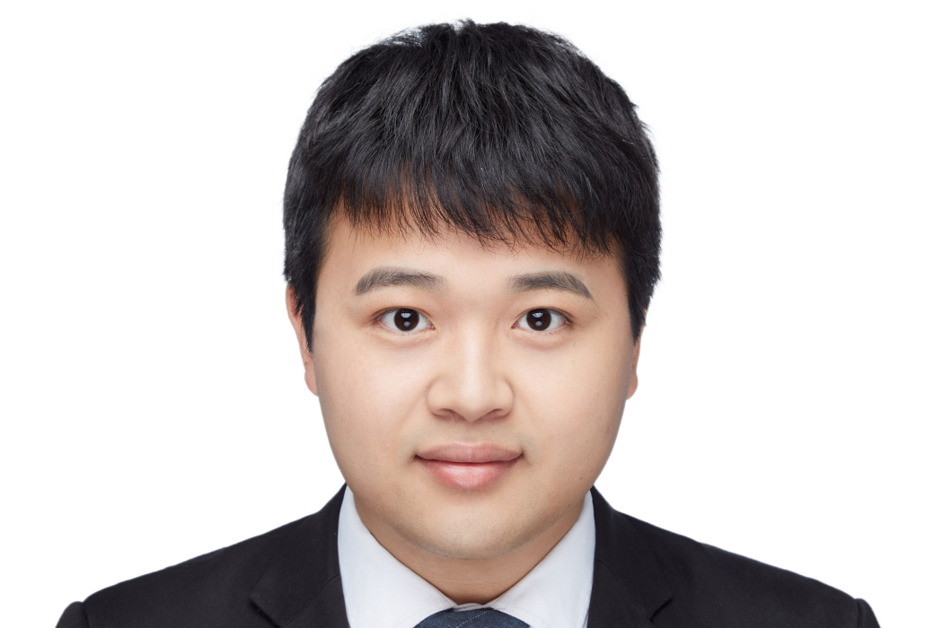 周萬強(北京大學博士、銅陵學院團委副書記（掛職）)