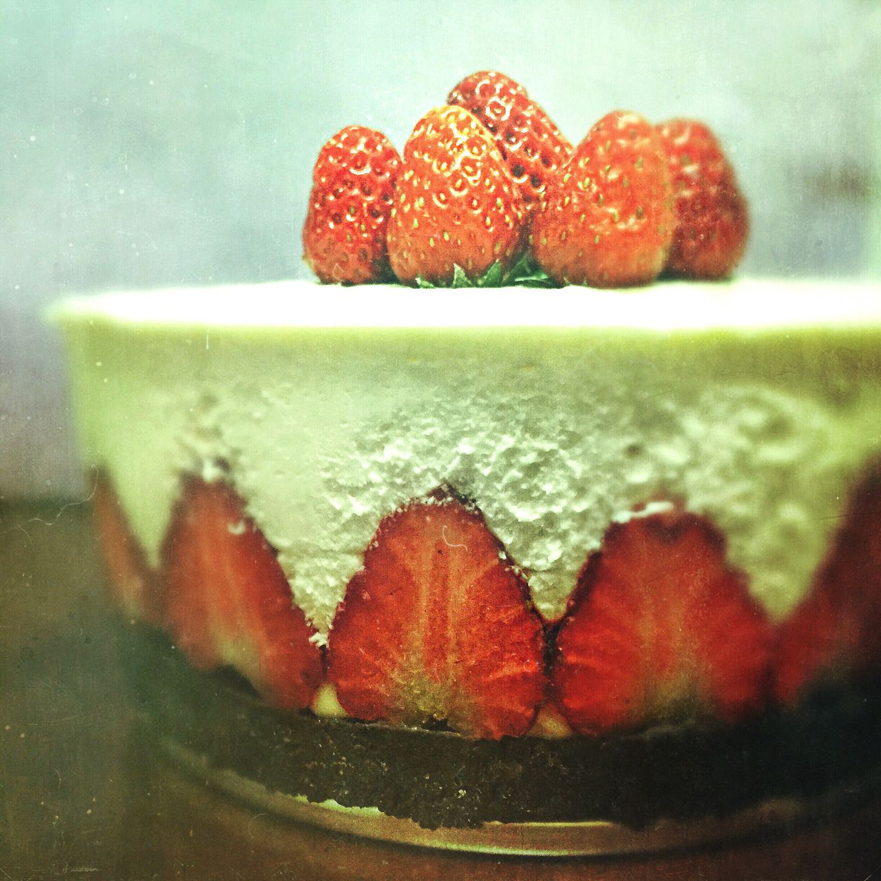 凍乳酪草莓蛋糕