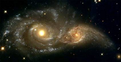 哈勃望遠鏡拍到的二大星系大合併場景