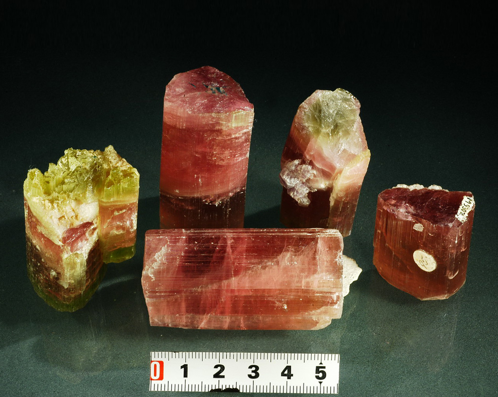中國地質博物館電氣石藏品圖片（二）