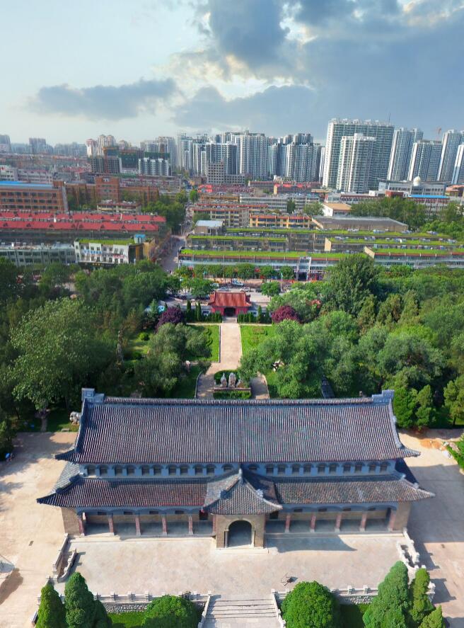 華東革命烈士陵園紀念堂