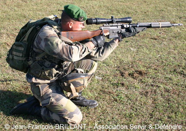 FR-F1狙擊步槍