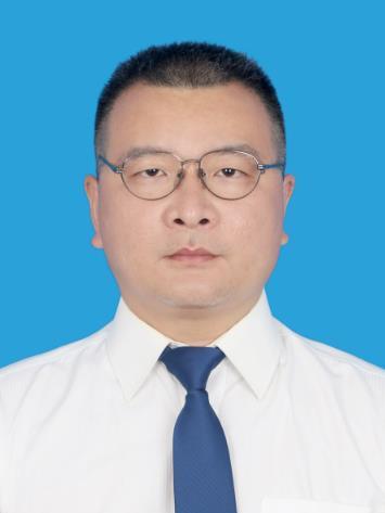 李傳華(廣西師範大學基建處副處長,廣西駐村工作隊資源縣駐村工作隊長,廣西資源縣掛職縣委常委、副縣長) 李傳華(廣西師範大學基建處副處長,廣西駐村工作隊資源縣駐村工作隊長,廣西資源縣掛職縣委常委、副縣長)