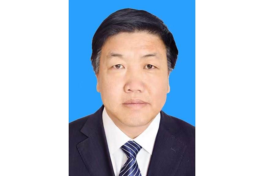 馮岩(甘肅省慶陽市西峰區政協副主席) 馮岩(甘肅省慶陽市西峰區政協副主席)