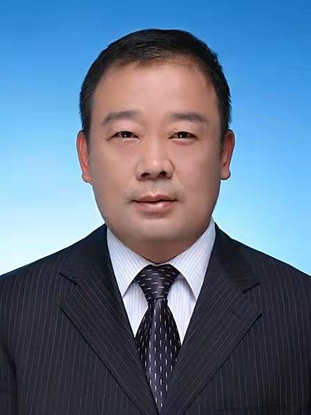 盧華東(山東省煙臺崑嵛山國家級自然保護區財政局局長、四級調研員) 盧華東(山東省煙臺崑嵛山國家級自然保護區財政局局長、四級調研員)