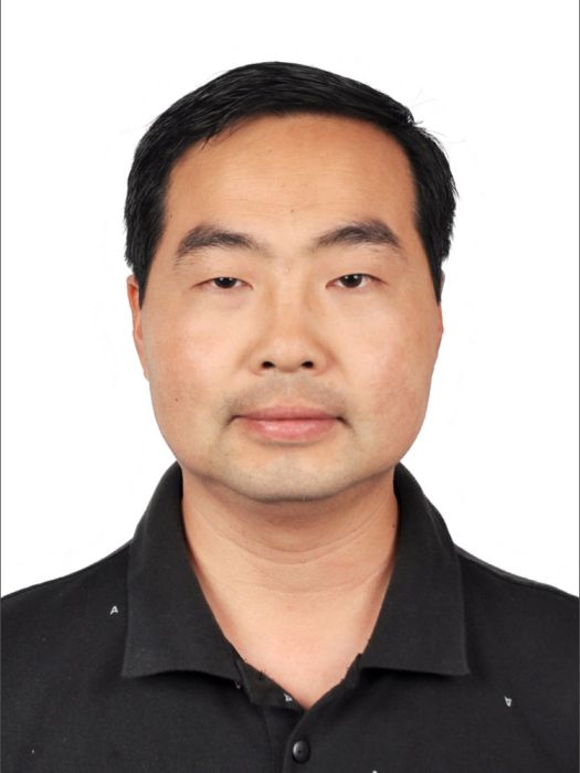 趙雲鵬(重慶市秀山土家族苗族自治縣人民政府副縣長) 趙雲鵬(重慶市秀山土家族苗族自治縣人民政府副縣長)