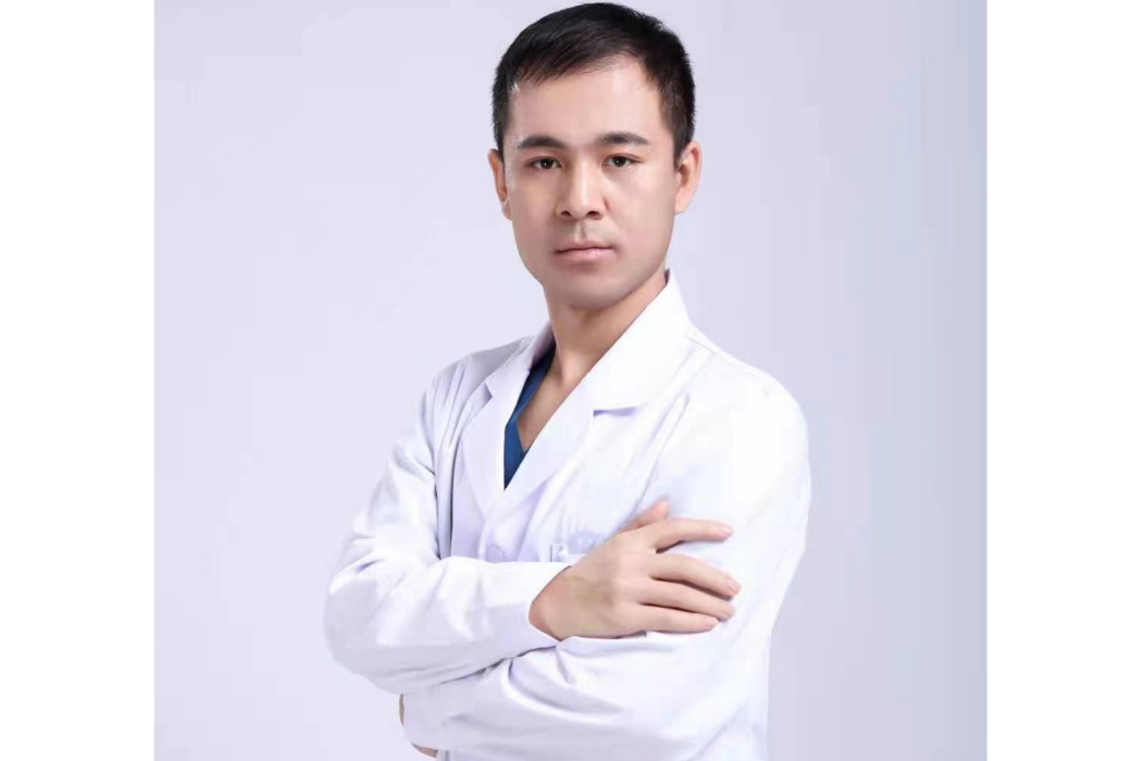 肖明明(北京星醫匯醫療美容門診部執業醫師) 肖明明(北京星醫匯醫療美容門診部執業醫師)