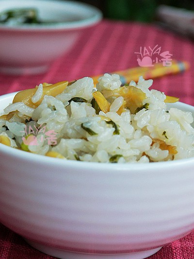 香菜蛤蜊燜飯