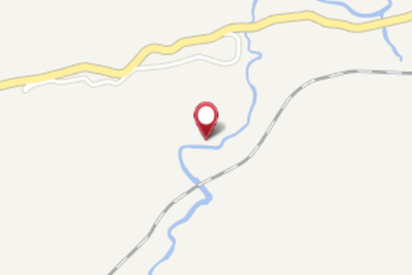 穿岩坪村