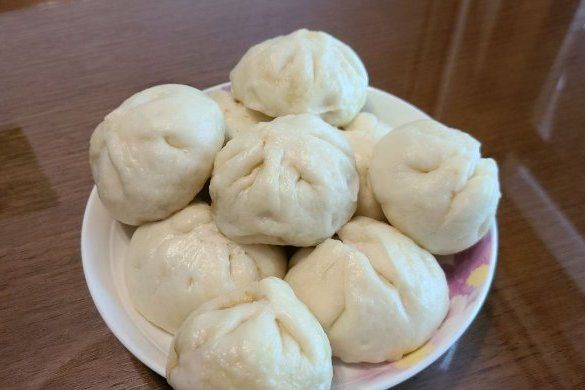 奶香肉包 奶香肉包