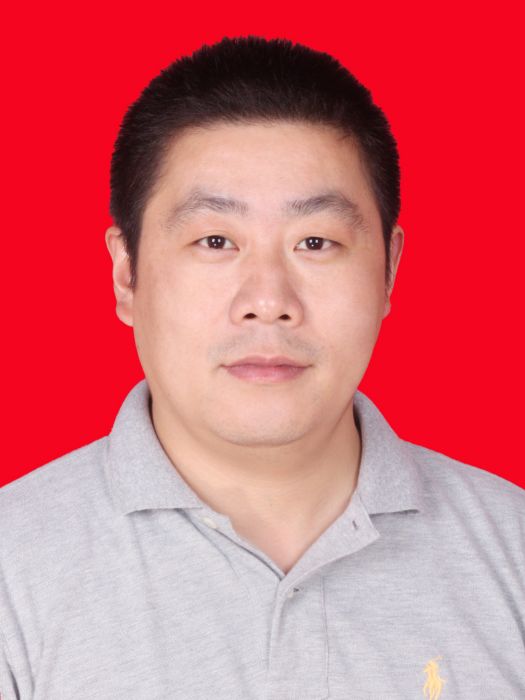 胡勇(安徽省黃山市休寧經濟開發區黨工委書記、管委會主任) 胡勇(安徽省黃山市休寧經濟開發區黨工委書記、管委會主任)