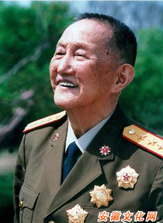 由立平 由立平