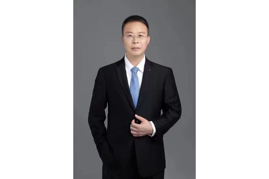 劉俊雄(商洛市中心醫院骨科主任醫師) 劉俊雄(商洛市中心醫院骨科主任醫師)