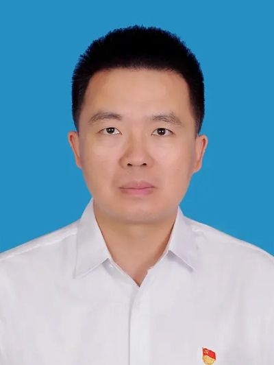 洪偉(江西省撫州市南城縣人社局黨組成員、副局長) 洪偉(江西省撫州市南城縣人社局黨組成員、副局長)