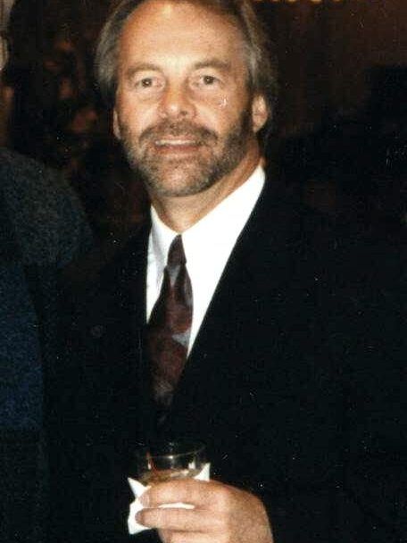 Lang Elliott