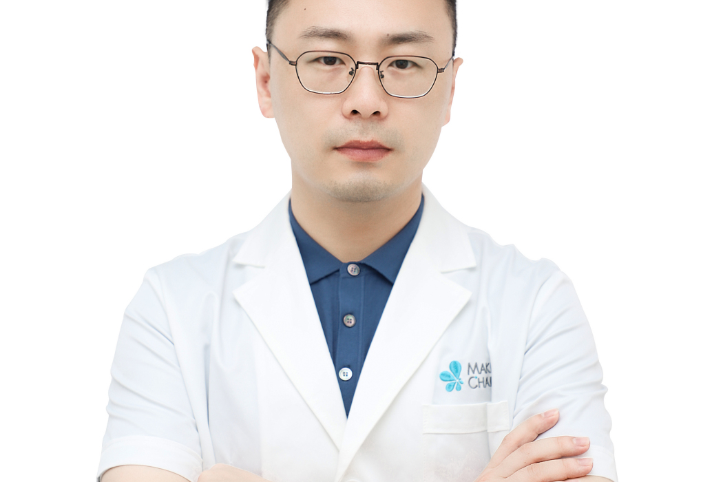 張小虎(廈門歐菲醫療美容醫院醫師) 張小虎(廈門歐菲醫療美容醫院醫師)