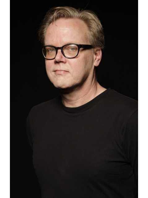 布魯斯·W·提姆(Bruce W. Timm) 布魯斯·W·提姆(Bruce W. Timm)