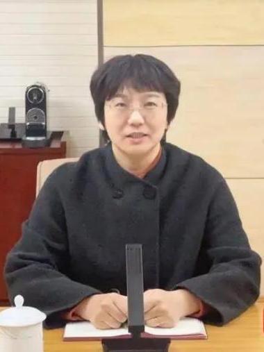 夏潔(科睿國小黨委書記、校長,科睿國小教育集團總校長) 夏潔(科睿國小黨委書記、校長,科睿國小教育集團總校長)